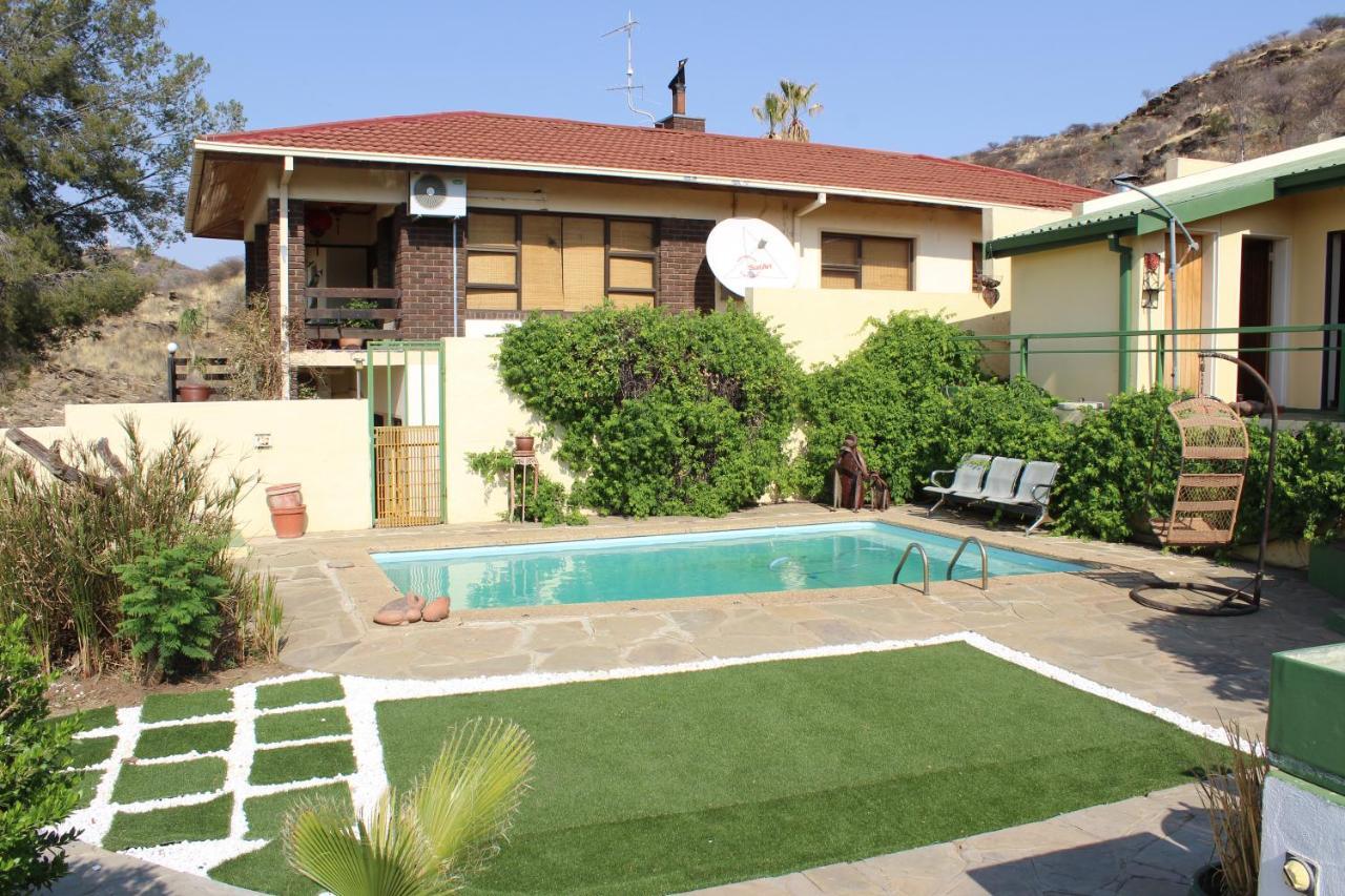 Onganga Hotel Pension Windhoek Exterior foto